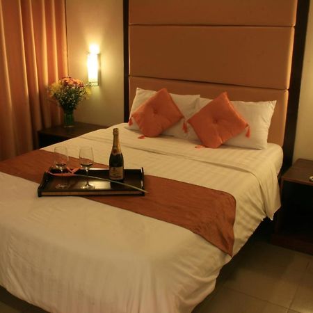 O Hotel Bacolod Zewnętrze zdjęcie