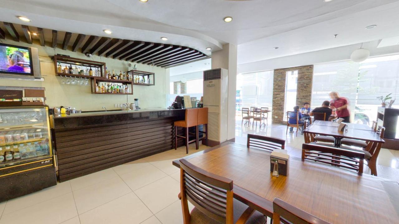 O Hotel Bacolod Zewnętrze zdjęcie