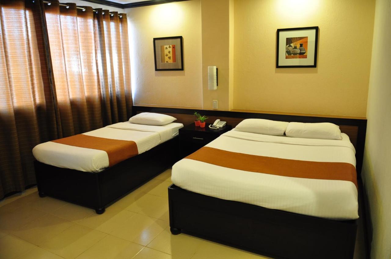 O Hotel Bacolod Zewnętrze zdjęcie